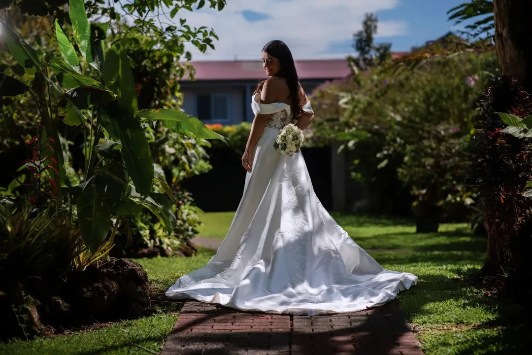 Novia entre jardines · 3