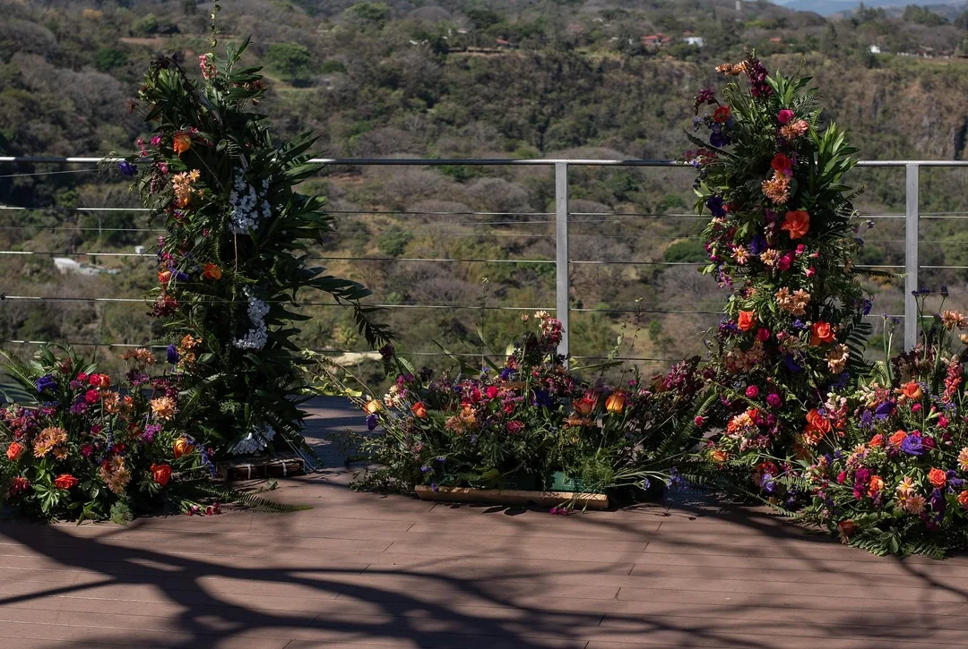 Un altar entre montañas